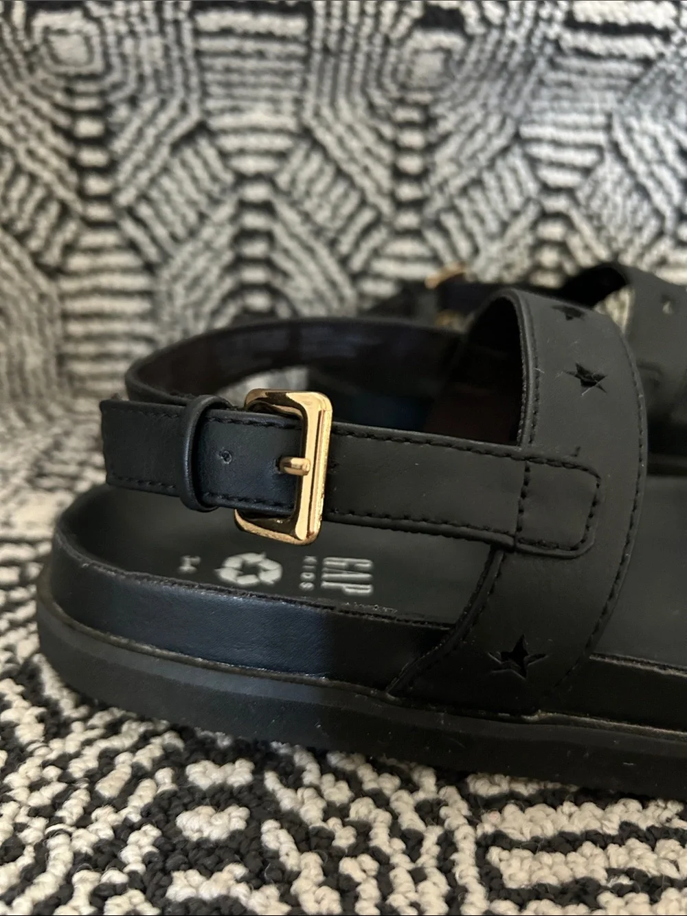 Girl’s GAP Black Sandals